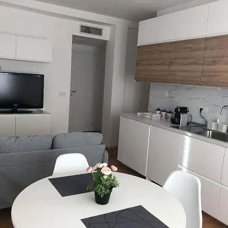 Διαμέρισμα Garden View Salandra - Policlinico